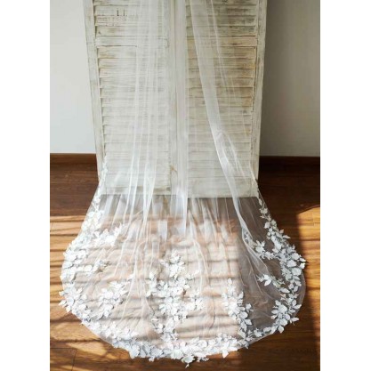 One-tier Chapel Bridal Veils With Lace