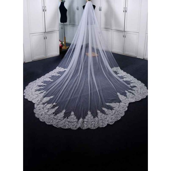 One-tier Lace Applique Edge Chapel Bridal Veils/Cathedral Bridal Veils With Lace