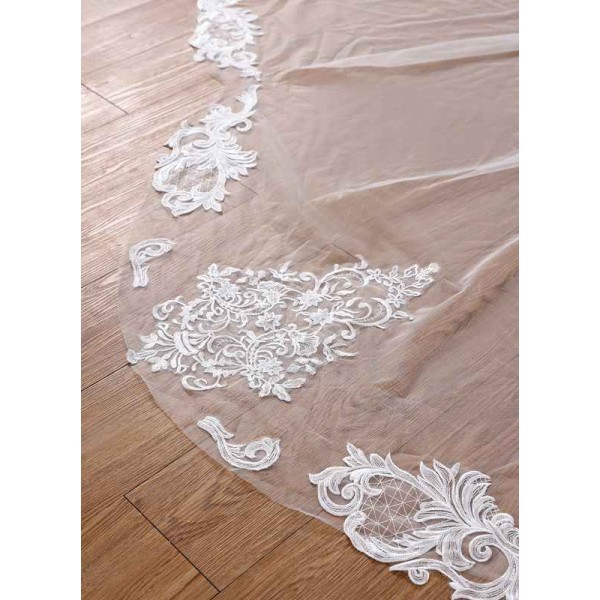 One-tier Lace Applique Edge Cathedral Bridal Veils With Applique/Lace