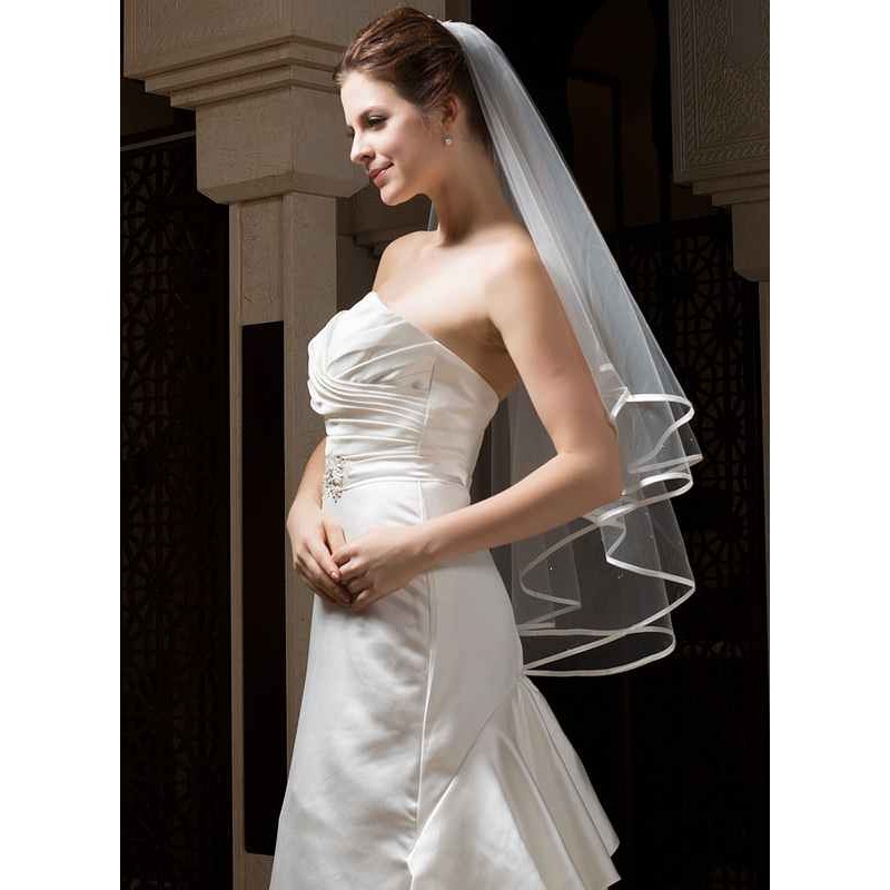 Two-tier Fingertip Bridal Veils With Ribbon Edge