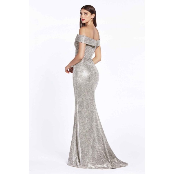 Off The Shoulder Gown With Metallic Finish And Sweetheart Neckline by Cinderella Divine -CZ0018